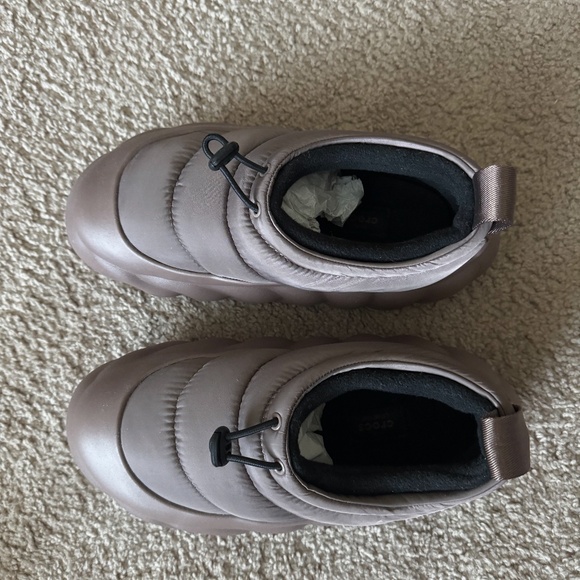 Crocs Brown Overpuff Shorty Loafers in Size 8 - Picture 5 of 6